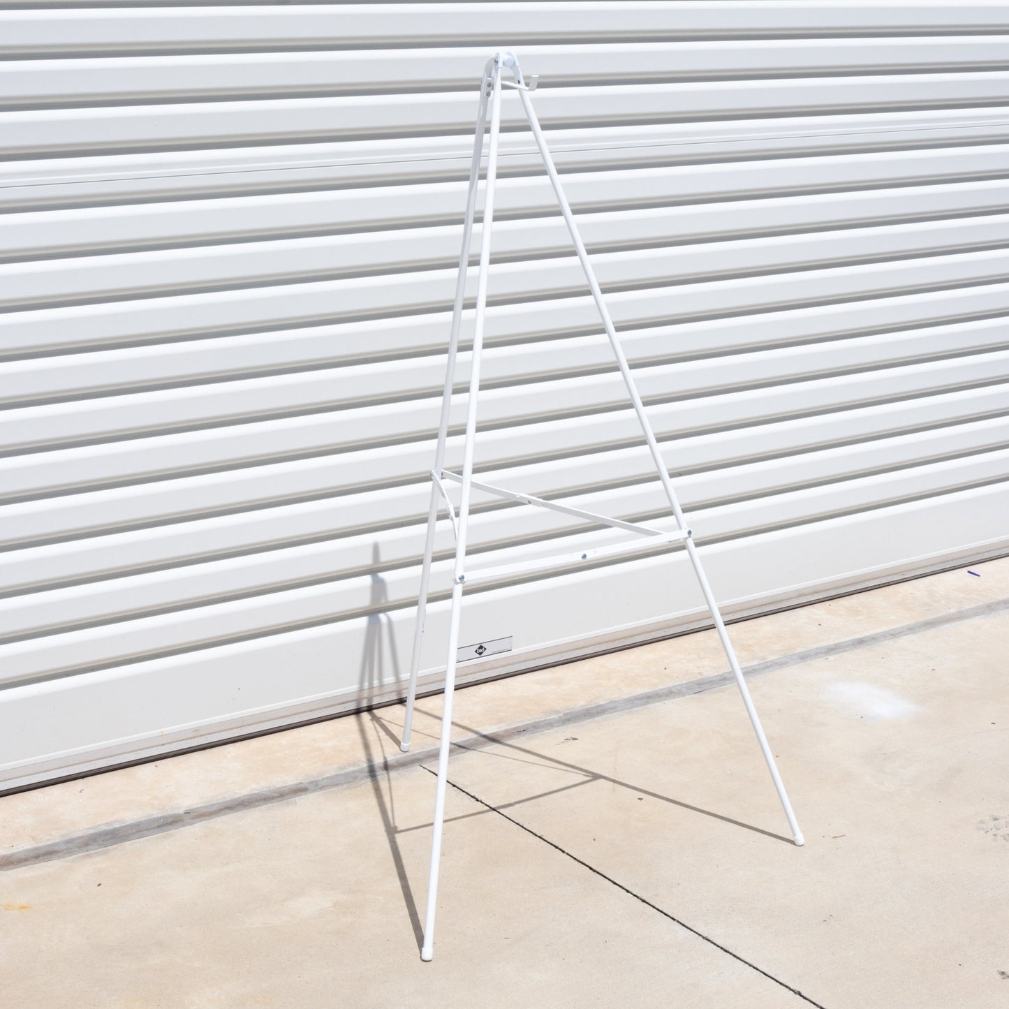 Flower Stand Tripod (ONLY Pick-up or Gold Coast Delivery)