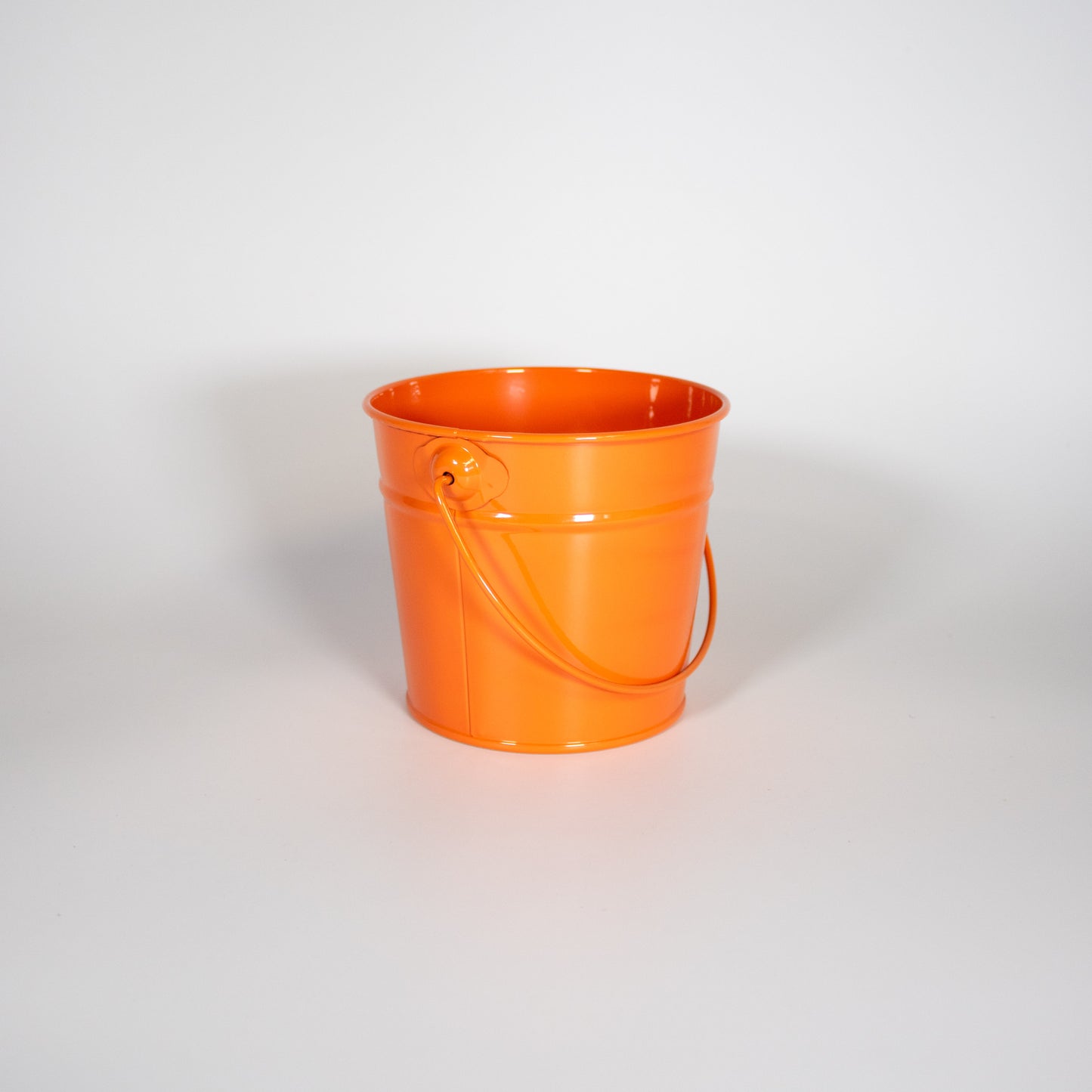 Round Tin Small