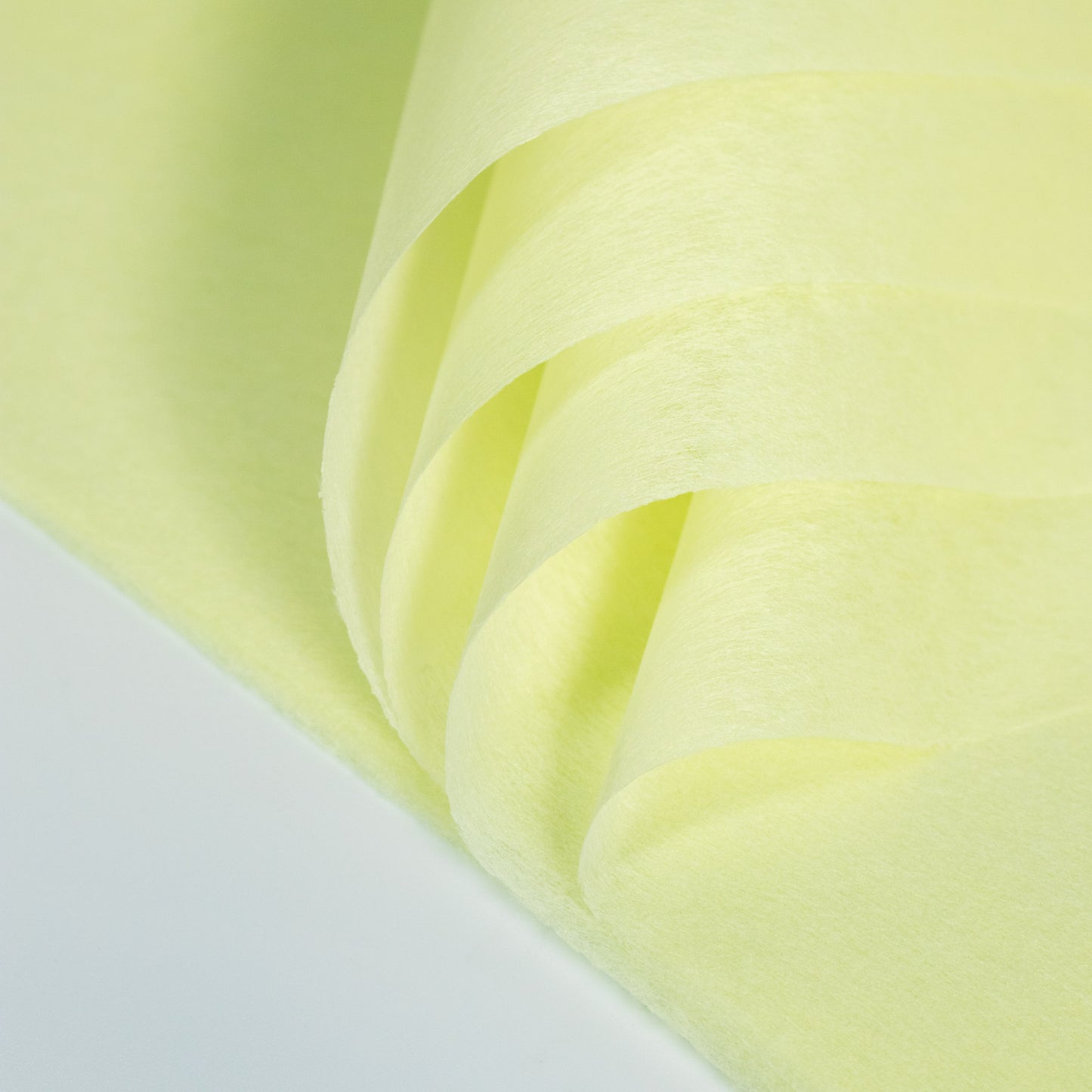 Non-Woven Wrap 50 x 70 cm – 9 colours