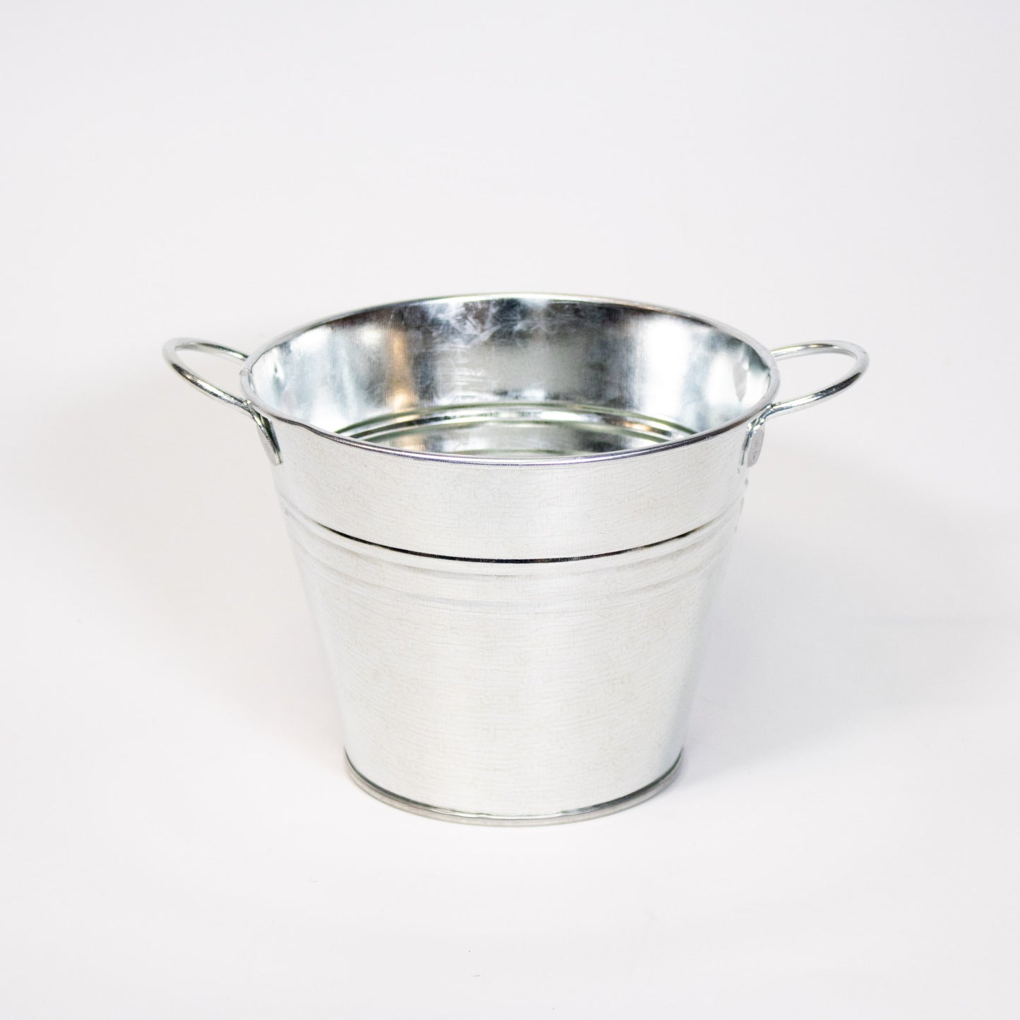 Round Tin Medium