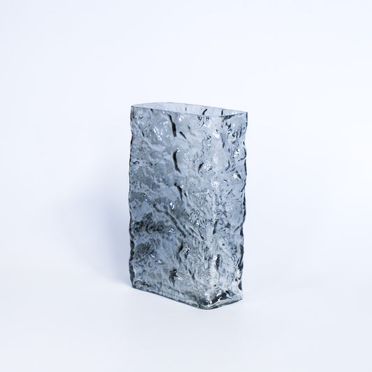 Crinkle Vase – Black